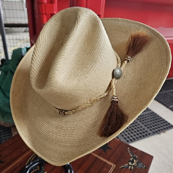 Beautiful Palmleaf Cowboy Hat - Picture 2 of 6